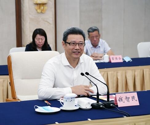 國家電投黨組書記、董事長錢智民拜會重慶市委副書記、市長唐良智
