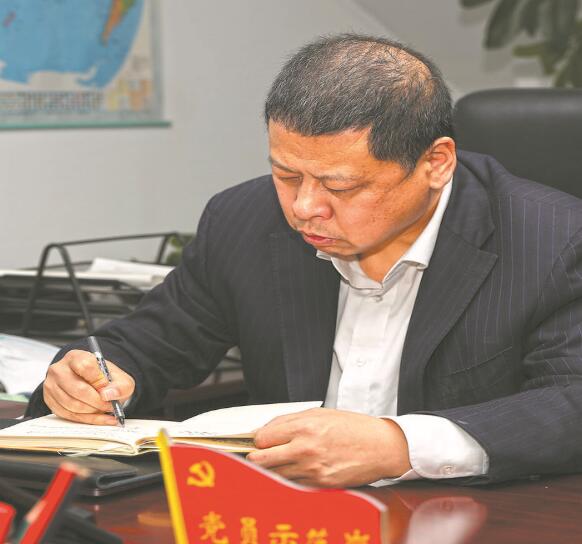 有他在，大家心里就有底了——記國家電網(wǎng)有限公司特等勞動模范汪波