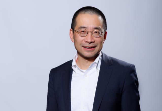 施耐德電氣全球執(zhí)行副總裁、中國區(qū)總裁尹正：提升能源效率助力實現(xiàn)碳中和
