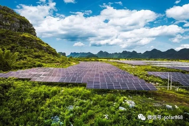 南方電網(wǎng)公司發(fā)布服務(wù)碳達(dá)峰、碳中和工作方案，提出5個方面21項重點舉措，構(gòu)建以新能源為主體的新型電力系統(tǒng)