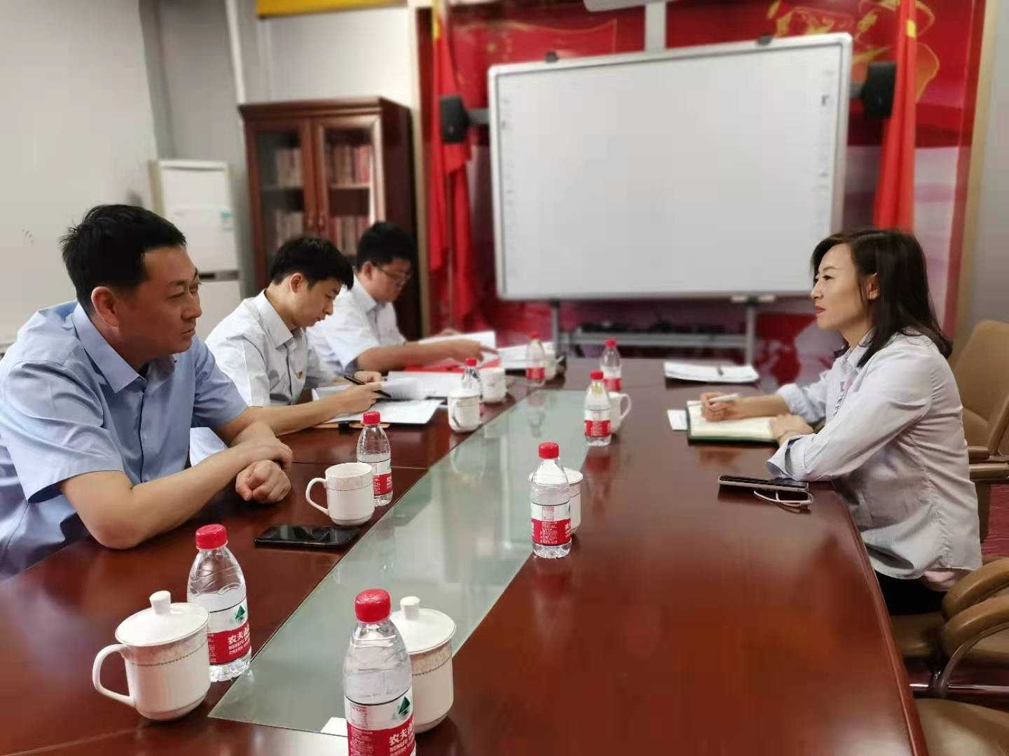 副局長王永強到烏海電業(yè)局千里山分局開展黨史學(xué)習(xí)教育督導(dǎo)、領(lǐng)學(xué)