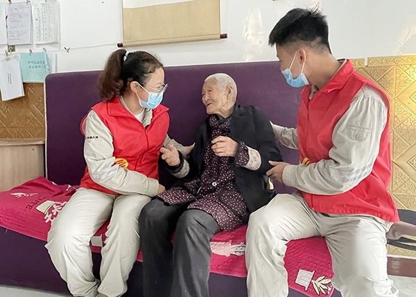 大唐臨汾熱電公司開展“人間重晚情，愛助夕陽紅”志愿服務(wù)活動