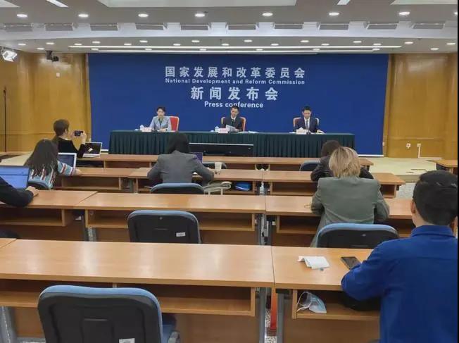 發(fā)改委最新電價(jià)通知明確“高耗能企業(yè)市場(chǎng)交易電價(jià)不受上浮20%限制”！