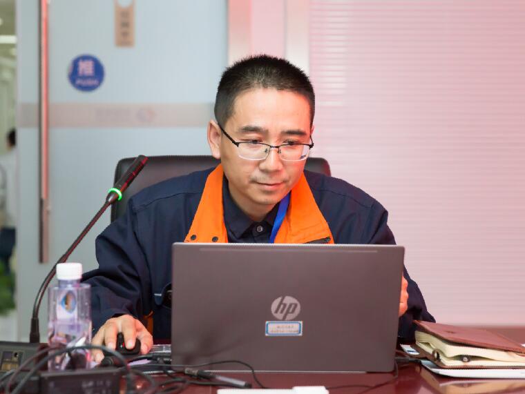 周效峰：半生矢志赴山河，鬢華雖改血仍殷