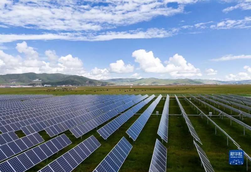 國家能源局章建華：加快推進能源轉型，大力發(fā)展風電和太陽能發(fā)電！
