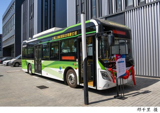 到2025年力爭發(fā)展燃料電池汽車超過10000輛，《上海交通領域氫能推廣應用方案》發(fā)布