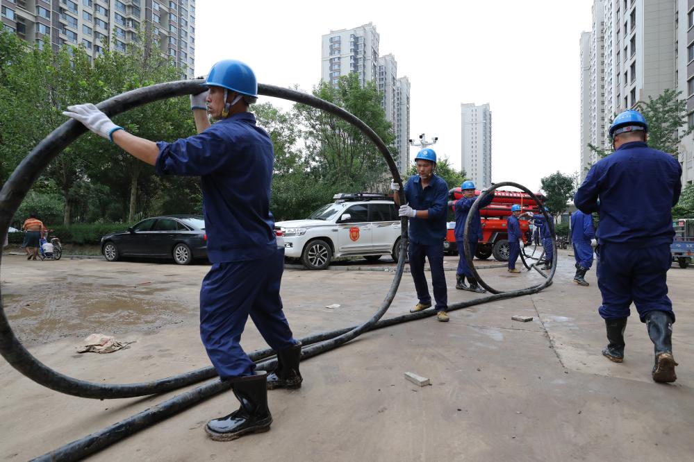 電來了，光就來了——河北涿州加快電力設(shè)施搶修見聞