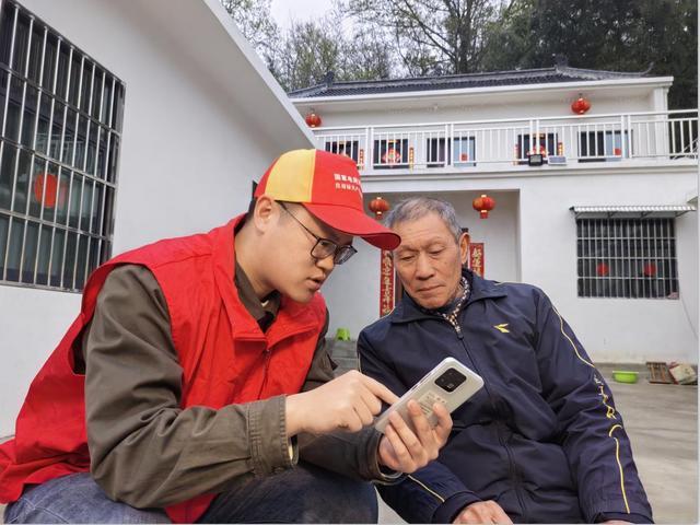 村網(wǎng)共建，讓村里老人生活更方便!
