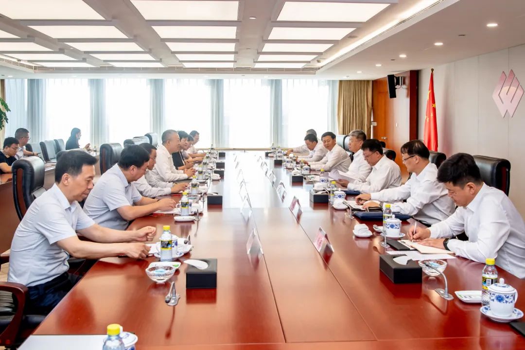 國(guó)家能源集團(tuán)黨組書記、董事長(zhǎng)劉國(guó)躍會(huì)見包頭市委副書記、市長(zhǎng)張銳