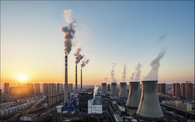 爭議容量電價(jià)：煤電吃上“低?！保珓e想過“小康”生活