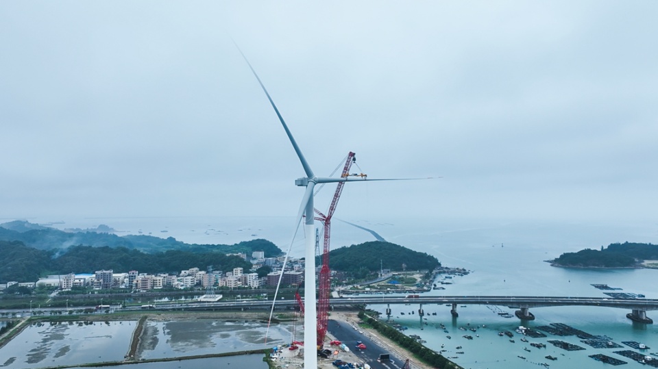 全球最大功率海上風(fēng)電機(jī)組，每轉(zhuǎn)一圈可產(chǎn)生38度電