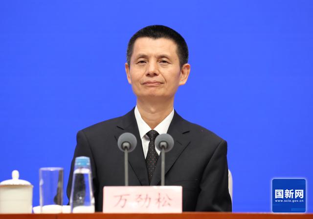 國家能源局：非化石能源發(fā)電裝機(jī)超過15億千瓦，歷史性超過火電