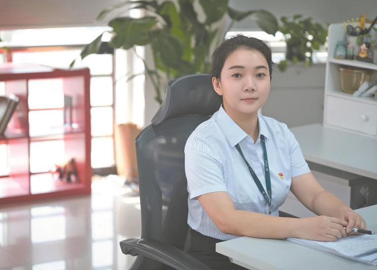 王靜萍：帶好新型專業(yè)班組，當好能效服務(wù)先鋒