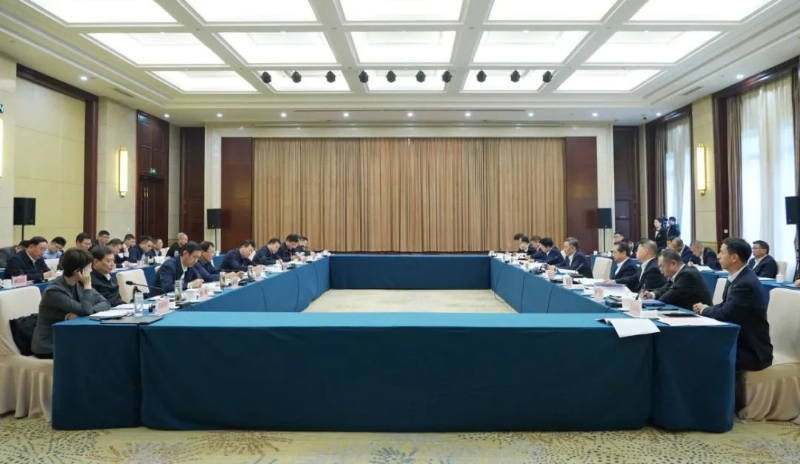 中國(guó)能建黨委書記、董事長(zhǎng)宋海良與臨沂市委書記任剛會(huì)談